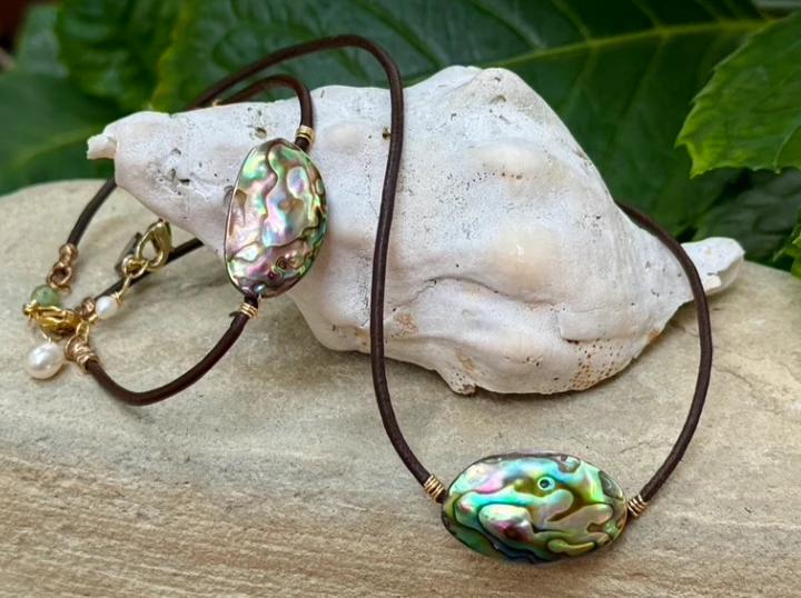 Abalone Reflection Necklace - Image 2