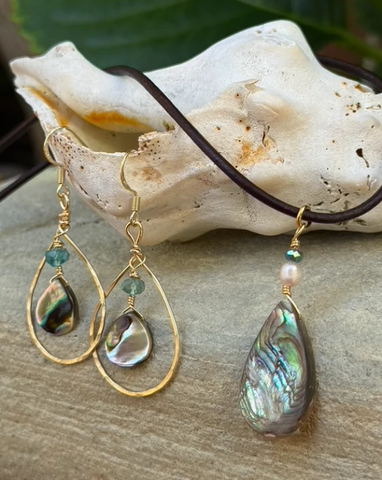 Hammered Gold Oval Hoops w/ Abalone - Image 3