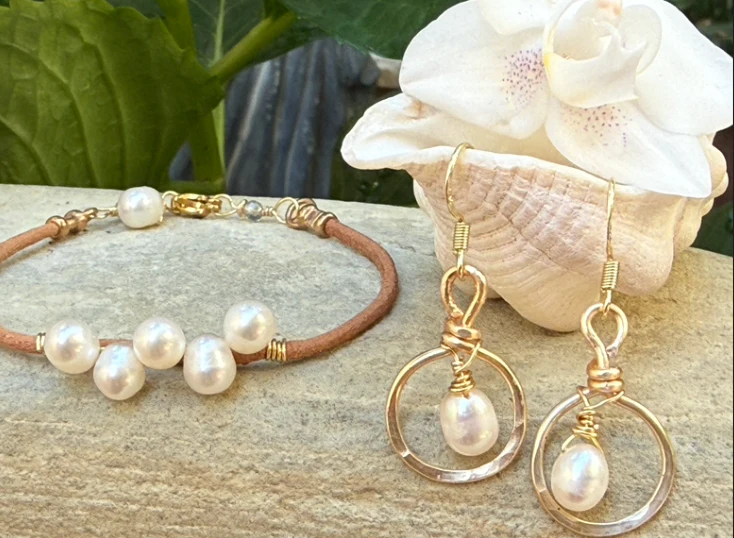 Simple Pearl Hammered Gold Hoops - Image 2